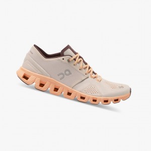 Tenis Training On Cloud X Mujer Almond | 92351-EKXI
